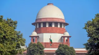 supreme-court-issues-contempt-notice-to-sanjay-raut-nikhil-wagle-over-comments-against-cji