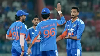 not-abhishek-sharma-or-sanju-samson-superstar-batter-shreyas-iyer-rewarded-with-impact-player-of-the-series-medal-for-wi-t20i-series