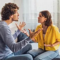 Red Flag Meaning in a Relationship: 7 Signs to Watch Out For