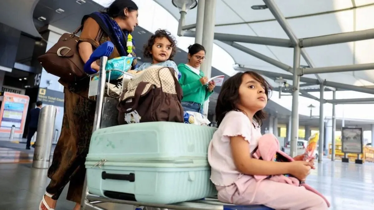 Indian Umrah Pilgrims Stranded in Saudi Arabia Amid Flight Chaos