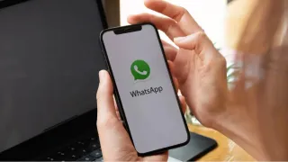 Whatsapp, Telegram Among Messaging Apps To Require Active SIM From Next Year; Web Services Likely To Hit