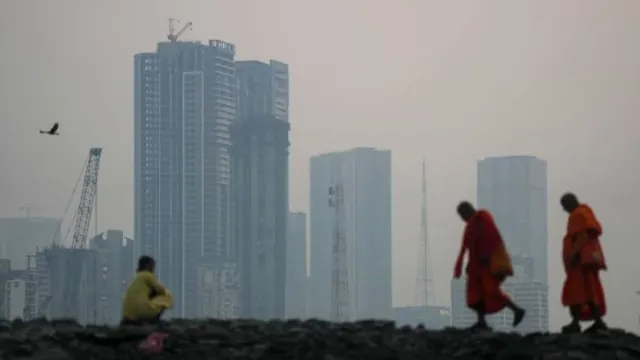 mumbai-pollution-crisis-weak-winds-construction-dust-and-other-factors-behind-the-citys-rising-aqi
