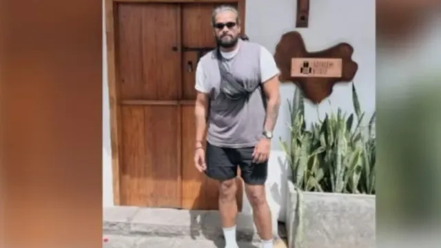 kerala-cafe-named-after-kashi-serves-beef-vlogger-faces-police-case-for-provocative-remarks-on-kochi-fort-cafe
