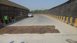 Delhi Traffic Relief: Old RTR Flyover To Reopen For Light Vehicles Today After Repair Work | Check Details