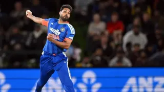 India Coach Gives Crucial Advice To Bhuvneshwar Kumar After He Concedes 99 Runs In T20I Comeback vs New Zealand