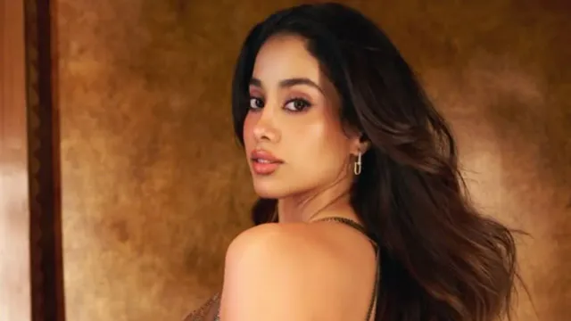 peddi-controversy-5-shocking-statements-janhvi-kapoor-made-on-koffee-with-karan-9