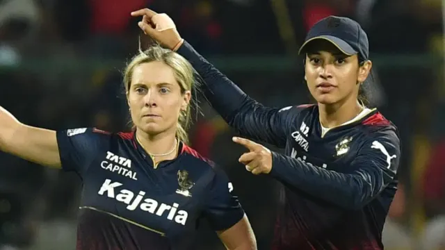 wpl-2027-auction-sophie-molineux-sold-to-up-warriorz-for-rs-11-crore-after-bidding-war-with-rcb
