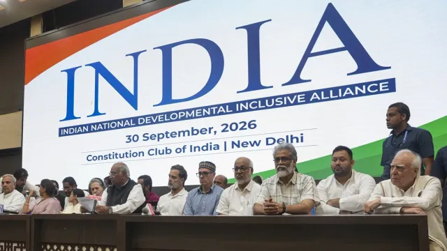 india-bloc-set-to-hold-jan-mahabhiyog-against-cec-at-kharges-residence-meira-kumar-to-chair-public-impeachment