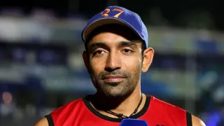 Mumbai Indians Bring Back Robin Uthappa, Mitchell McClenaghan For IPL 2027, T. Dilip Gets Key Role