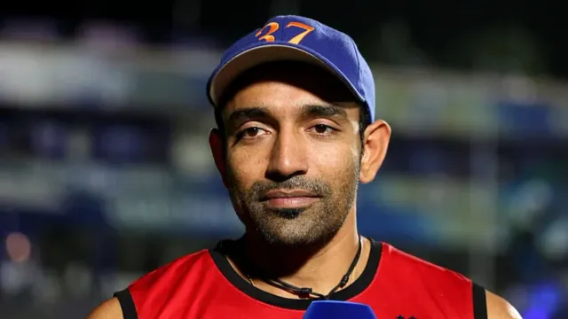 mumbai-indians-bring-back-robin-uthappa-mitchell-mcclenaghan-for-ipl-2027-t-dilip-gets-key-role-in-coaching-staff