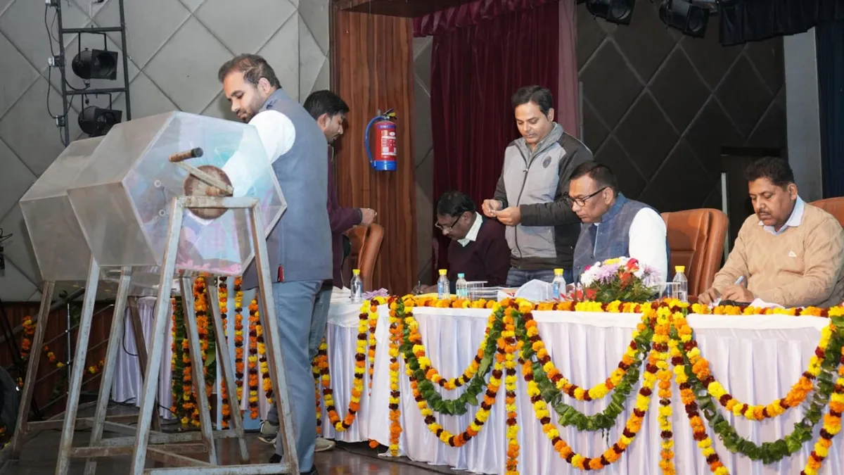 Ghaziabad: GDA Begins Plot Allotment For Madhuban Bapudham; 370 Farmers ...