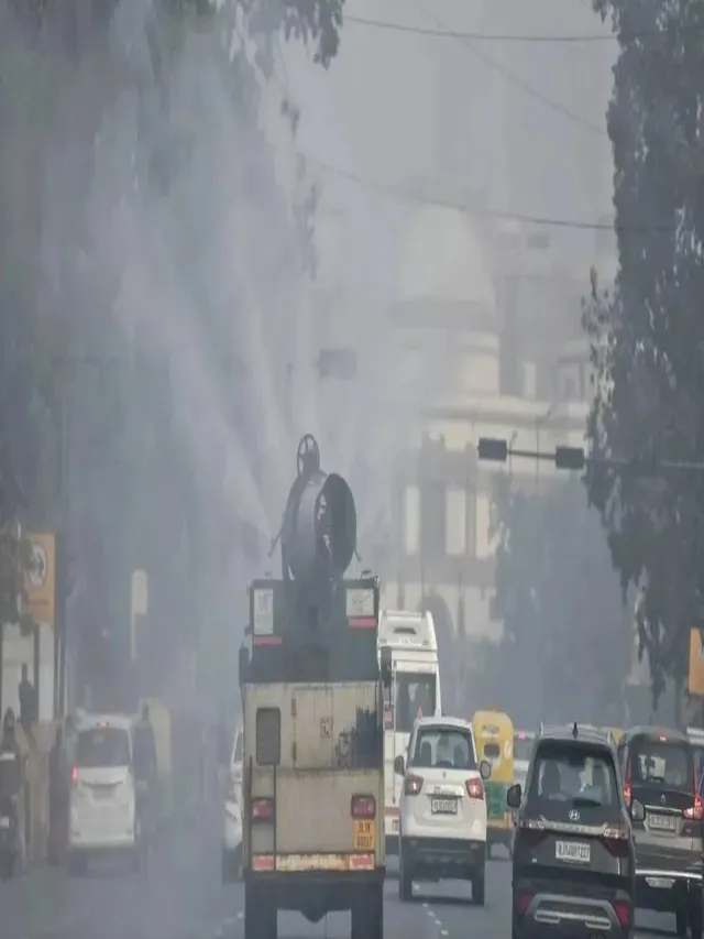 delhi-govt-strengthens-pollution-control-measures-with-2000-teams-new-equipment-deployment