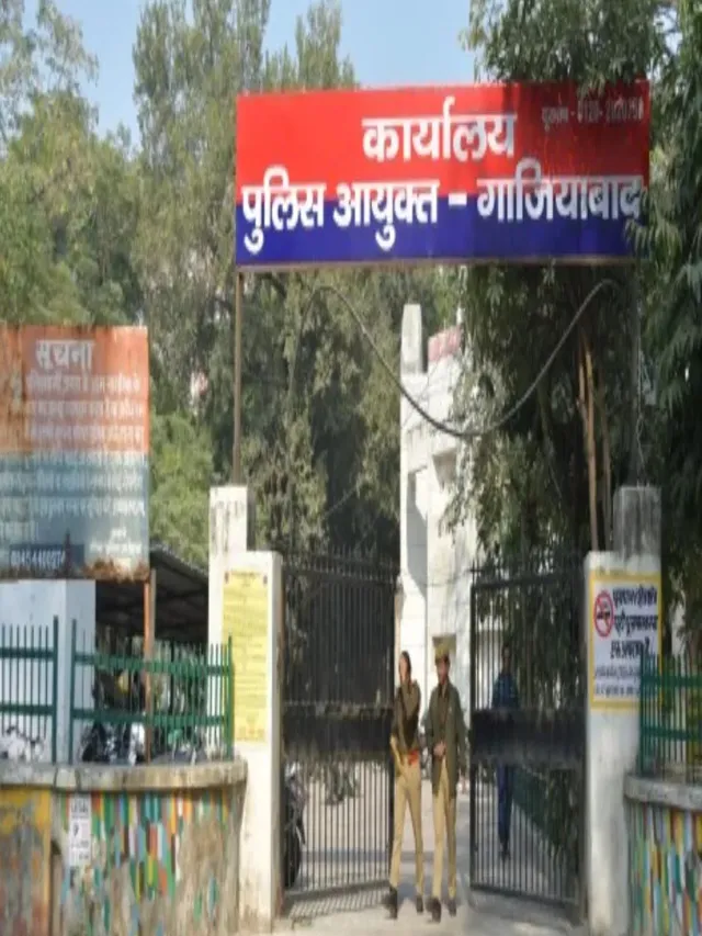ghaziabad-police-direct-shos-to-ensure-immediate-aid-to-road-accident-victims-rs-25000-reward-for-good-samaritans