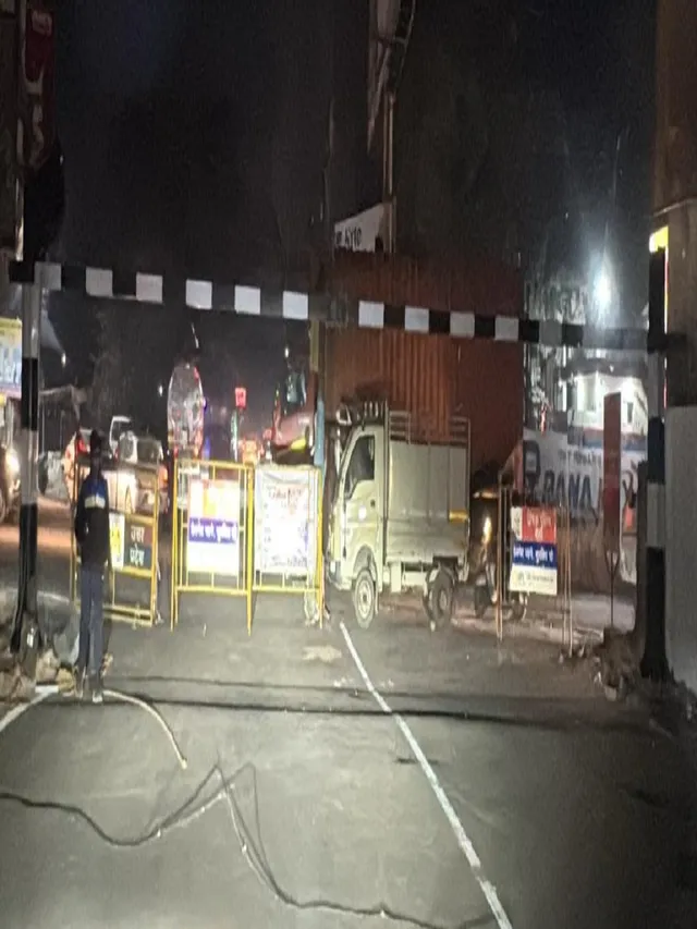 meerut-baghpat-railway-road-link-opens-height-barriers-installed-to-ease-traffic