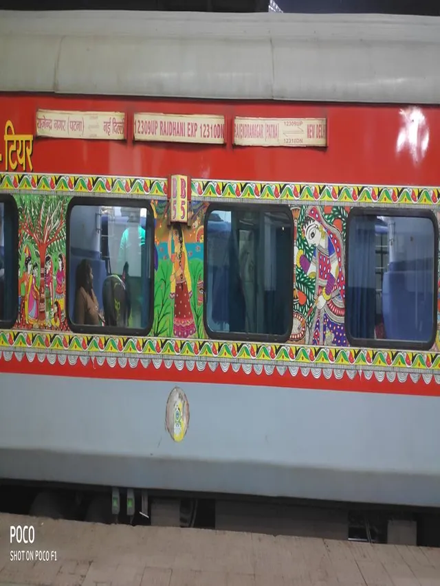 patna-junction-faces-massive-delays-tejas-rajdhani-over-15-hours-late-details